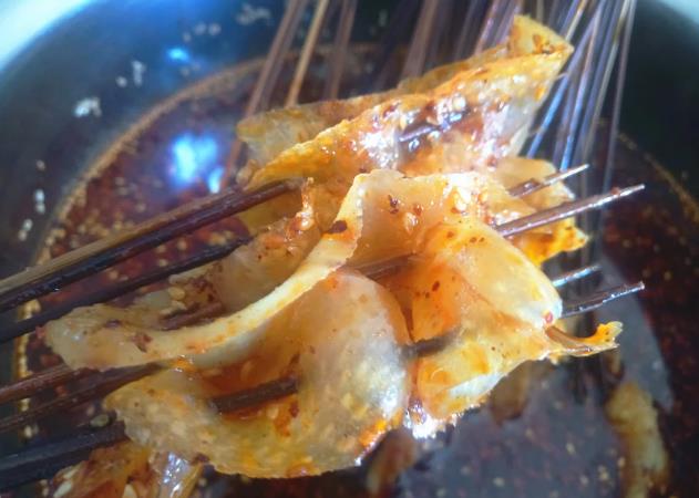 四川特色小吃，看起来很有油吃起来很香