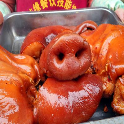 现捞绝味卤菜技术成人香蕉视频班哪里专业？各种材料卤制技巧