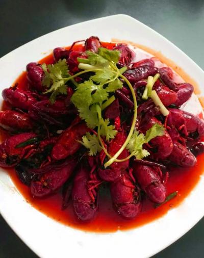麻辣小龙虾技术成人香蕉视频哪里一对一教学？成都餐饮成人香蕉视频中心