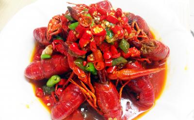 哪里有正宗的小龙虾技术做法？餐饮成人香蕉视频学校