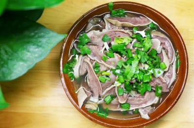 蹊脚牛肉成人香蕉视频哪家正宗?翘脚牛肉的做法与配方