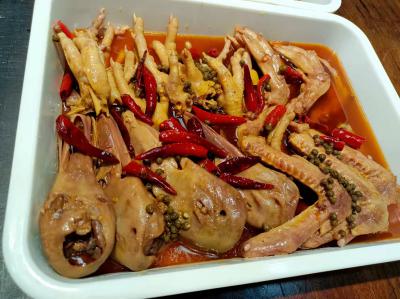四川卤菜技术成人香蕉视频哪里好？卤菜熟食技术成人香蕉视频机构