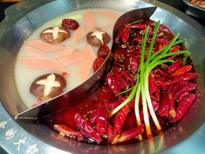 火锅技术成人香蕉视频学校哪里排名好？火锅底料配方成人香蕉视频
